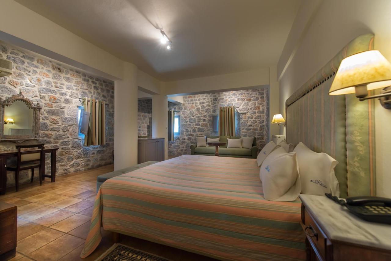 Hotel Kastro Maini Areopoli Esterno foto