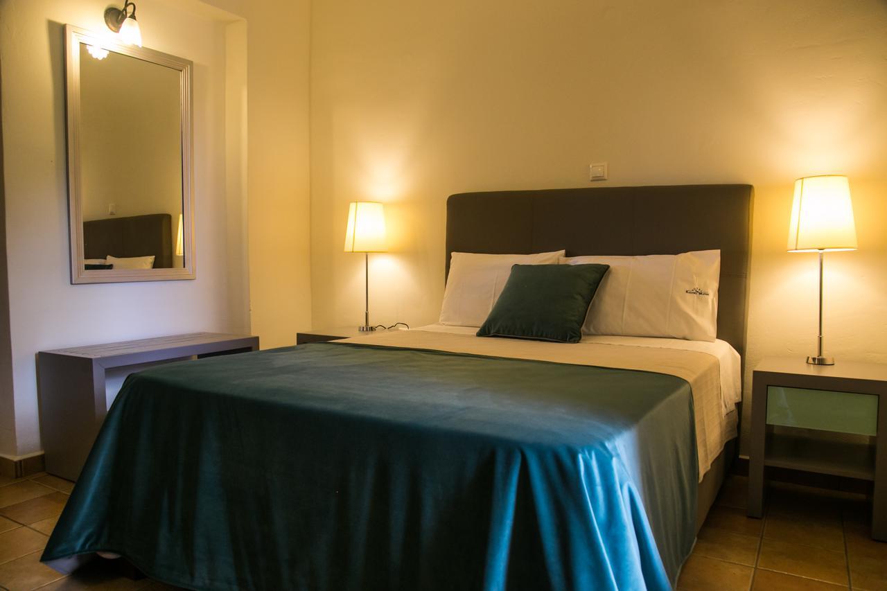 Hotel Kastro Maini Areopoli Esterno foto