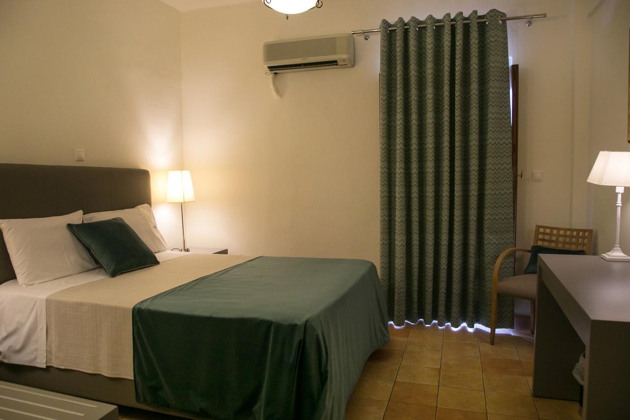 Hotel Kastro Maini Areopoli Esterno foto